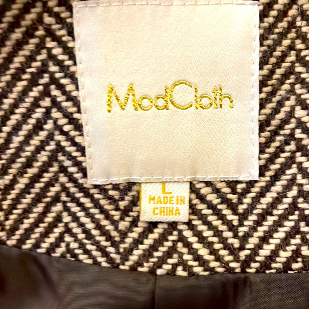 Herringbone Cape - image 7